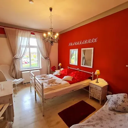Jennys Ferienwohnung 1 *