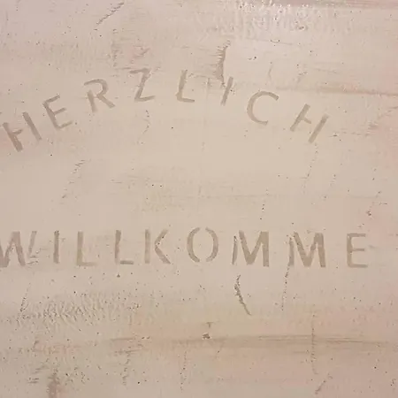 Jennys Ferienwohnung 1 * Naumburg (Saale)