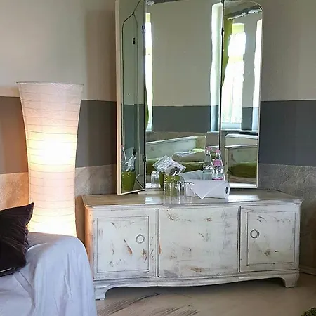 Apartament Jennys Ferienwohnung 1 Naumburg (Saale)