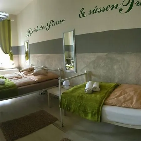 Jennys Ferienwohnung 1 * Naumburg (Saale)