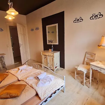 Jennys Ferienwohnung 1 Naumburg (Saale)