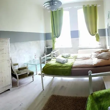 Jennys Ferienwohnung 1 *