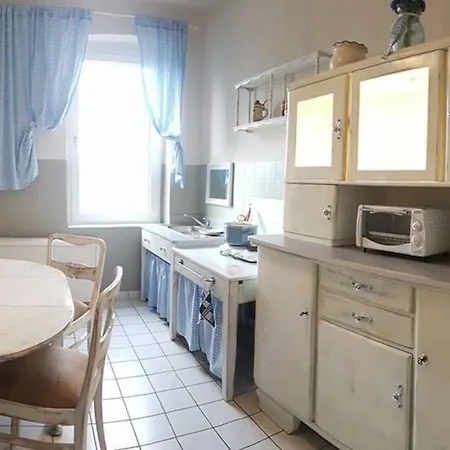 Jennys Ferienwohnung 1 *